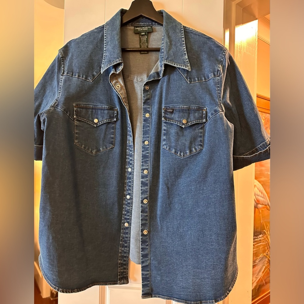 Classic Ralph Lauren short sleeved denim jacket.
